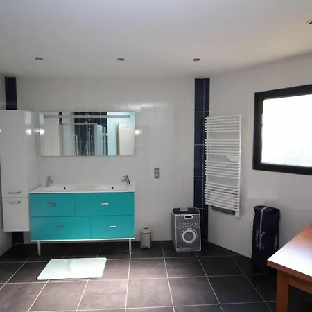 Grande Contemporaine Proche Randonnee Et *