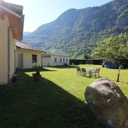 Grande Contemporaine Proche Randonnee Et Holiday home Val-de-Sos