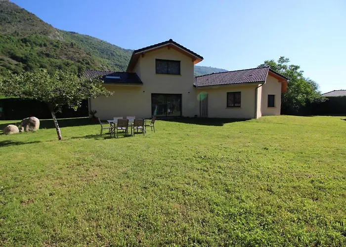 Grande Contemporaine Proche Randonnee Et Vakantiehuis *